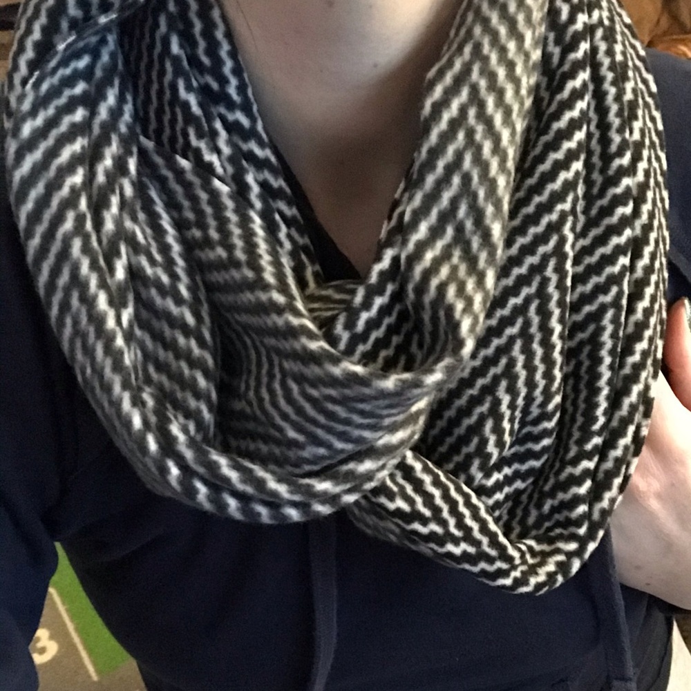 Black and white infinity scarf